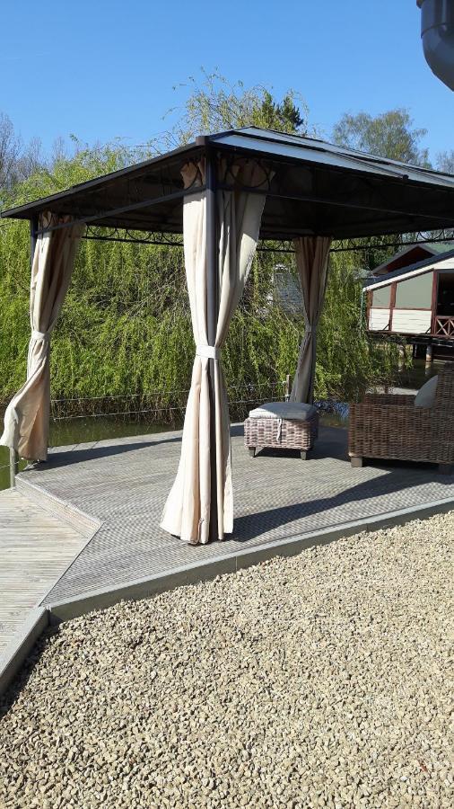 Prachtige Chalet Wabi Sabi Aan Het Water! Geel Bagian luar foto